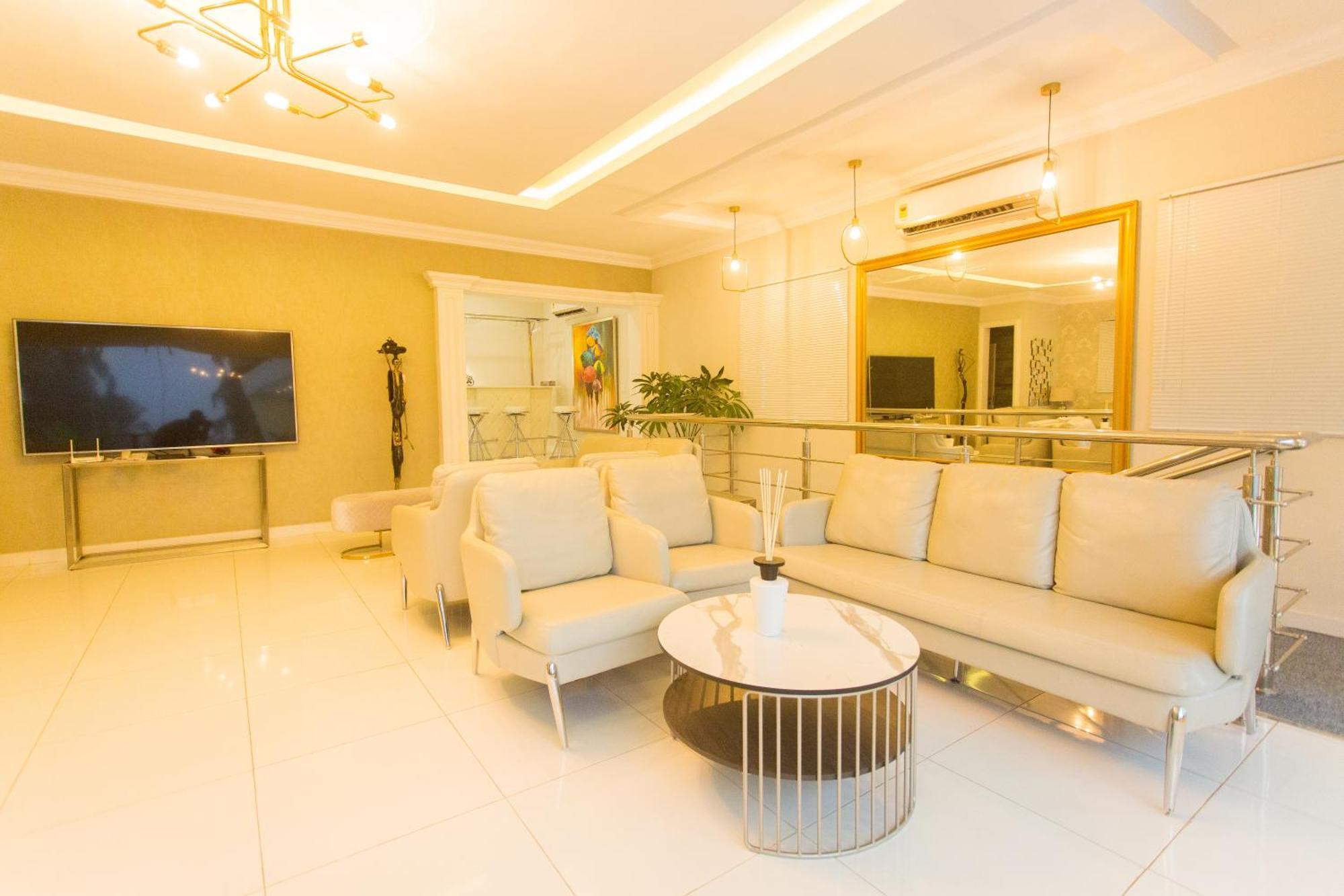 Kumasi Luxury Apartments @ The Fairview Bagian luar foto