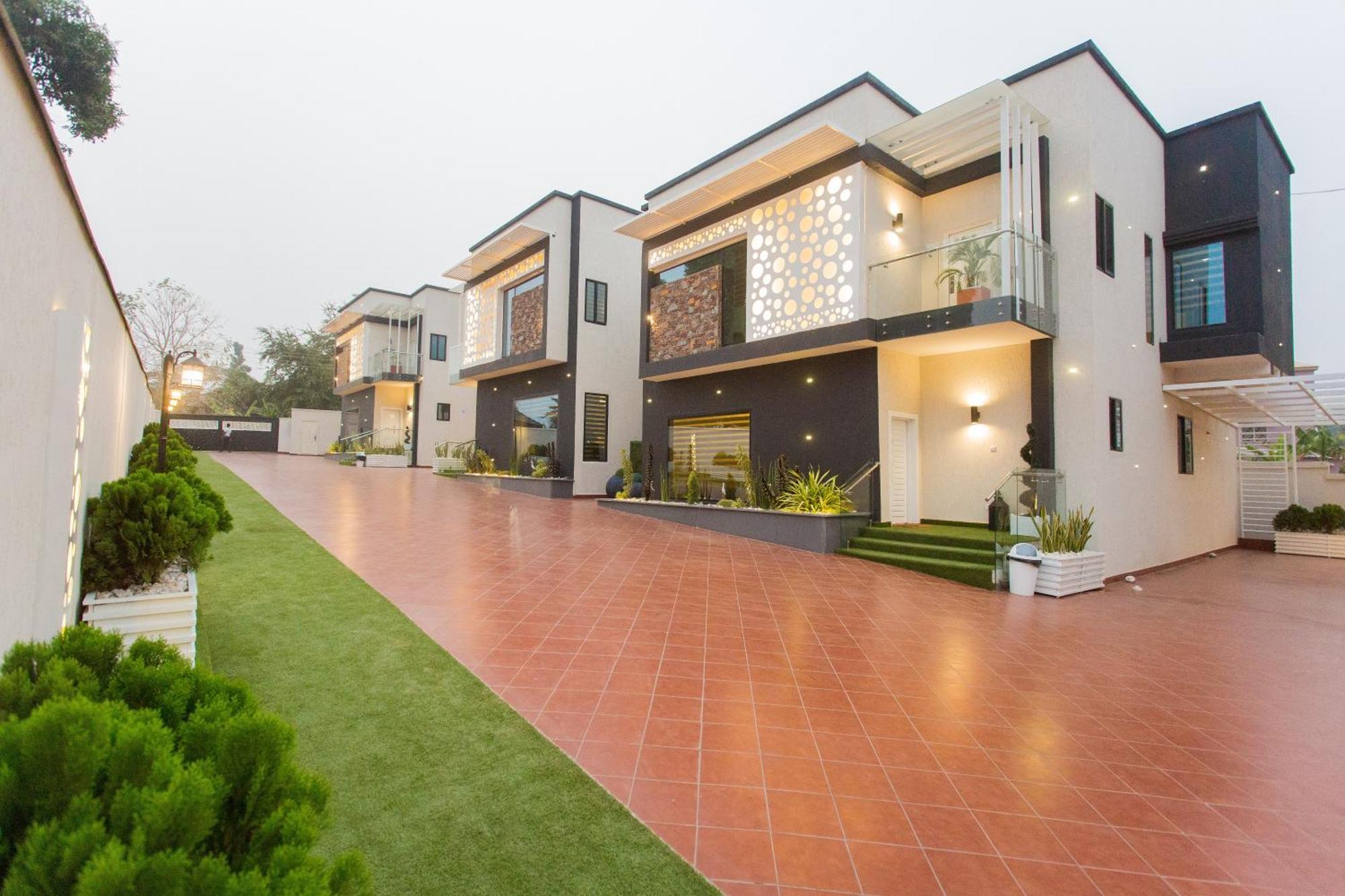 Kumasi Luxury Apartments @ The Fairview Bagian luar foto